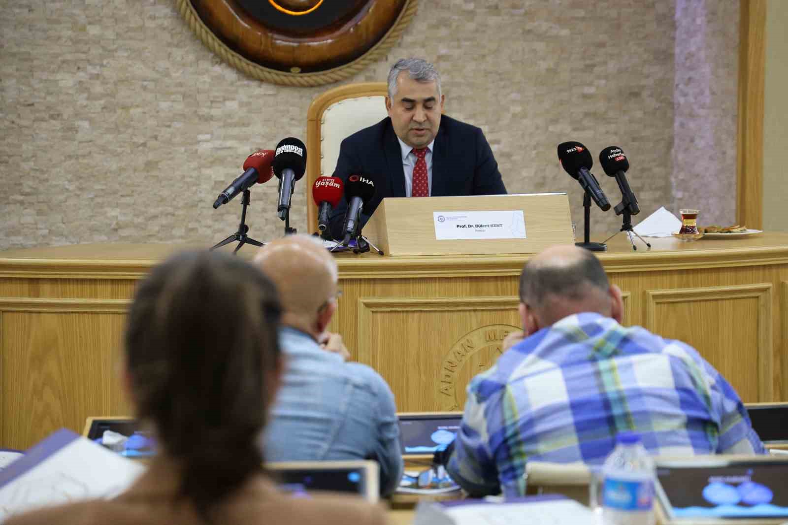 ADÜ Rektörü Kent’ten Aydınlı iş insanlarına çağrı