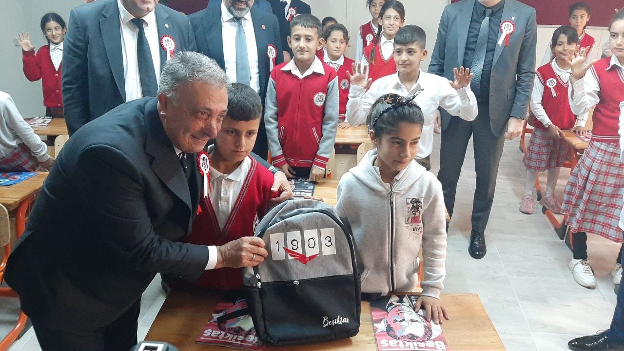 Milli Eğitim Bakanı Tekin, Beşiktaş Jimnastik Kul&uuml;b&uuml;&rsquo;n&uuml;n yaptırdığı okulu a&ccedil;tı
