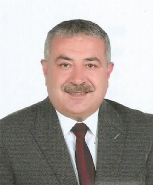 Yalova&rsquo;da kontrolden &ccedil;ıkan kamyon, minib&uuml;s ve otomobile &ccedil;arparak devrildi: 3 yaralı
