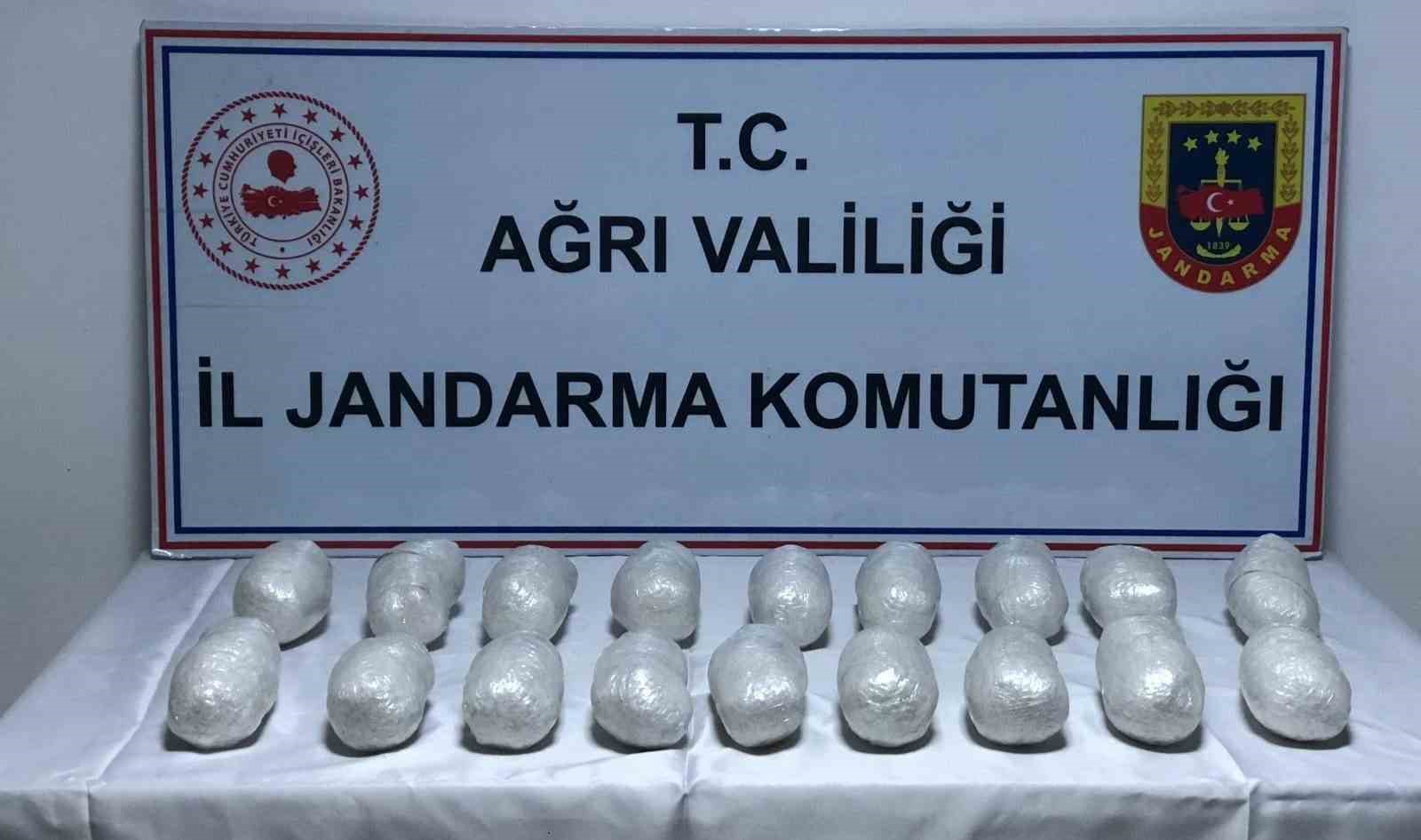 Ağrı’da kaçakçılık ve uyuşturucu operasyonu