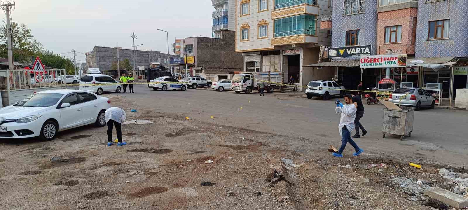 Diyarbakır’da telefonda başlayan tartışma kanlı bitti: 4 yaralı