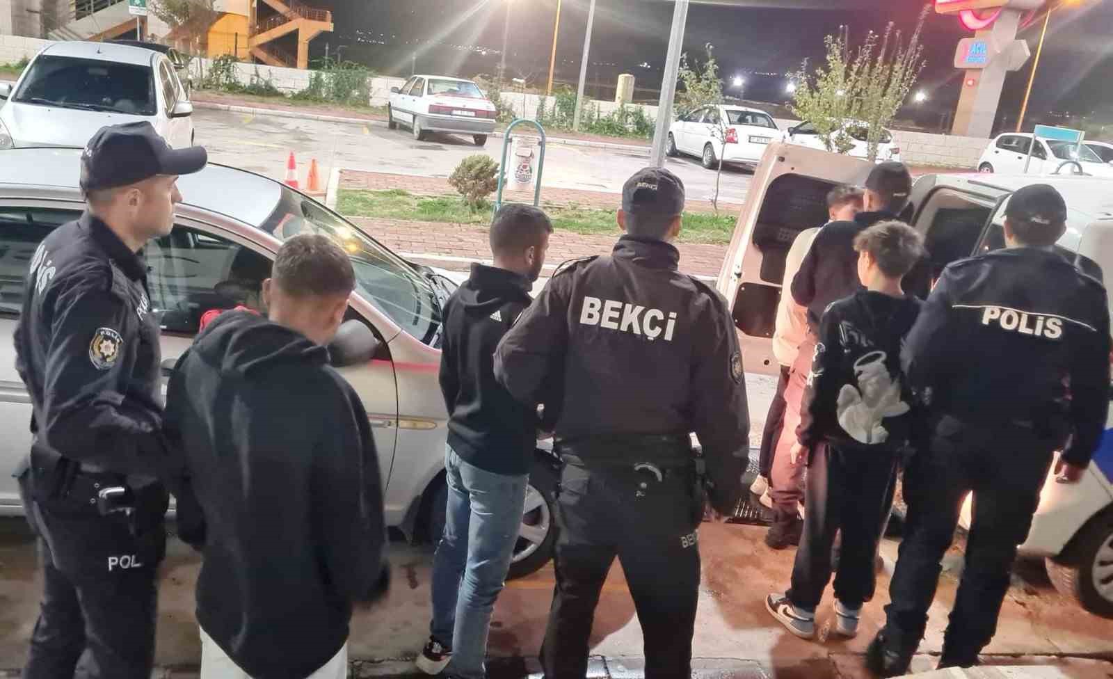 Çanakkale’de 4 motosiklet hırsızı yakalandı