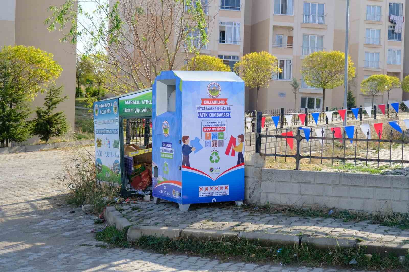 Eski kıyafetler ekonomiye kazandırılıyor
