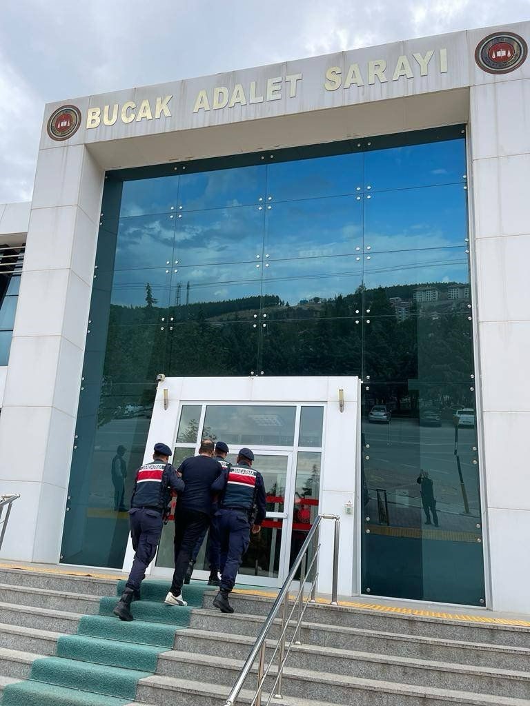 Burdur&rsquo;da uyuşturucu operasyonu
