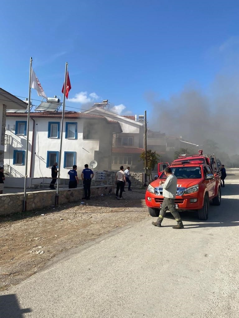 Komşuların dikkati, yangının büyümesini engelledi