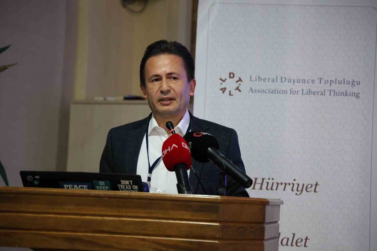 Tuzla Belediye Başkanı Yazıcı: "Günümüzde haklı olmak yetmiyor, güçlü olmak da gerekiyor”