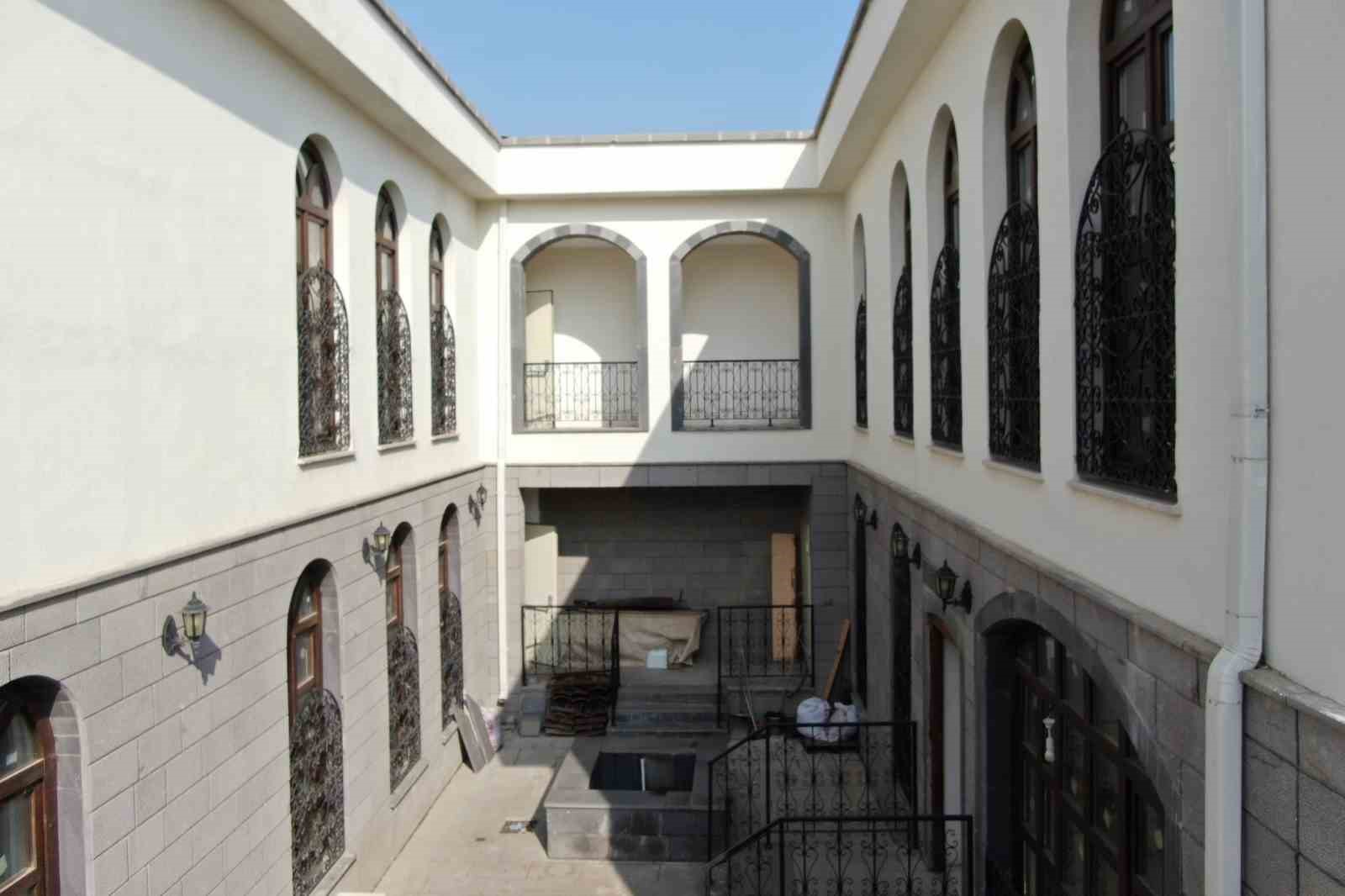 Diyarbakrda yeni yaplan 3 otel, 12 i yeri, 55 konut sata kyor
