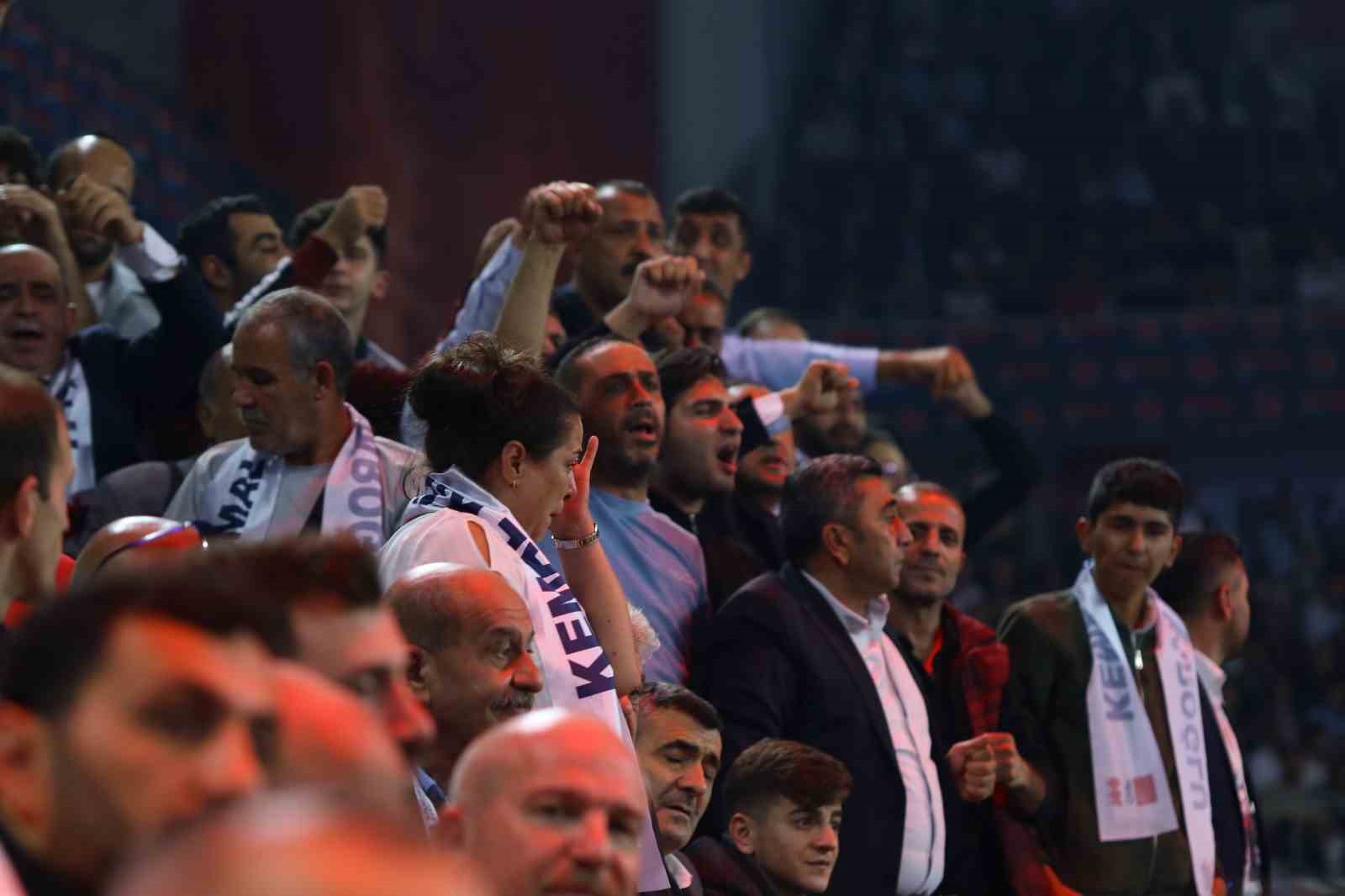 CHP Lideri Kılıçdaroğlu: “Sırtımdaki hançerlerle seçime girmek zorunda kaldım” 