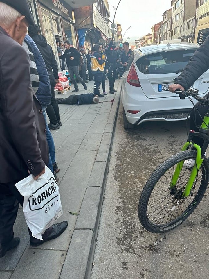 G&uuml;m&uuml;şhane&rsquo;de alacak verecek kavgasında silahlar konuştu: 1 &ouml;l&uuml;
