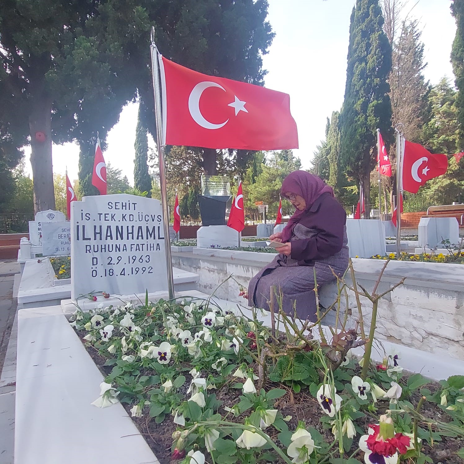 Şehit annesini duygulandıran komutan: “Karşımda şehit oğlum var zannettim”