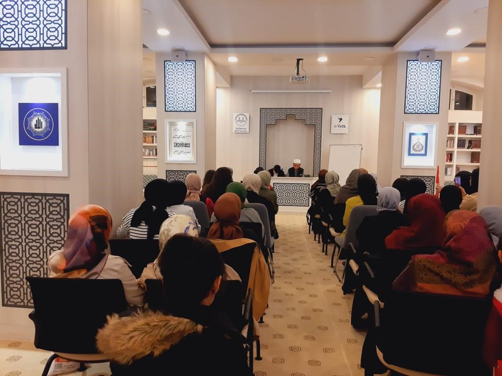 Diyanet Gen&ccedil;lik Merkezleri &ouml;ğrenci buluşmaları başladı
