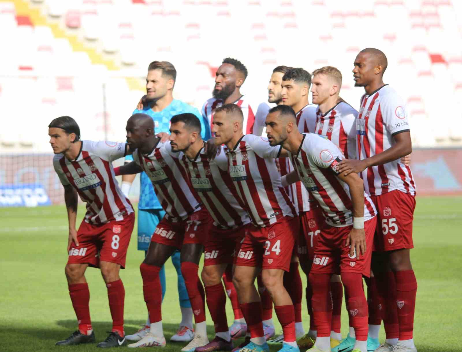 Sivasspor, Süper Lig’de 5. beraberliğini aldı