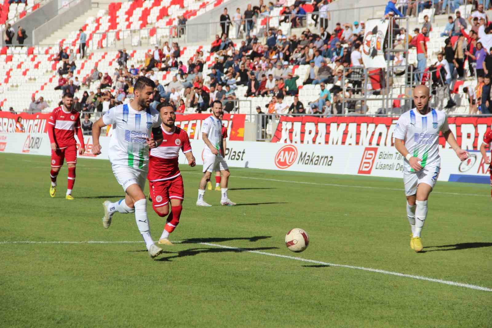 TFF 2. Lig: Karaman FK: 2 - Arnavutköy Belediyespor: 1
