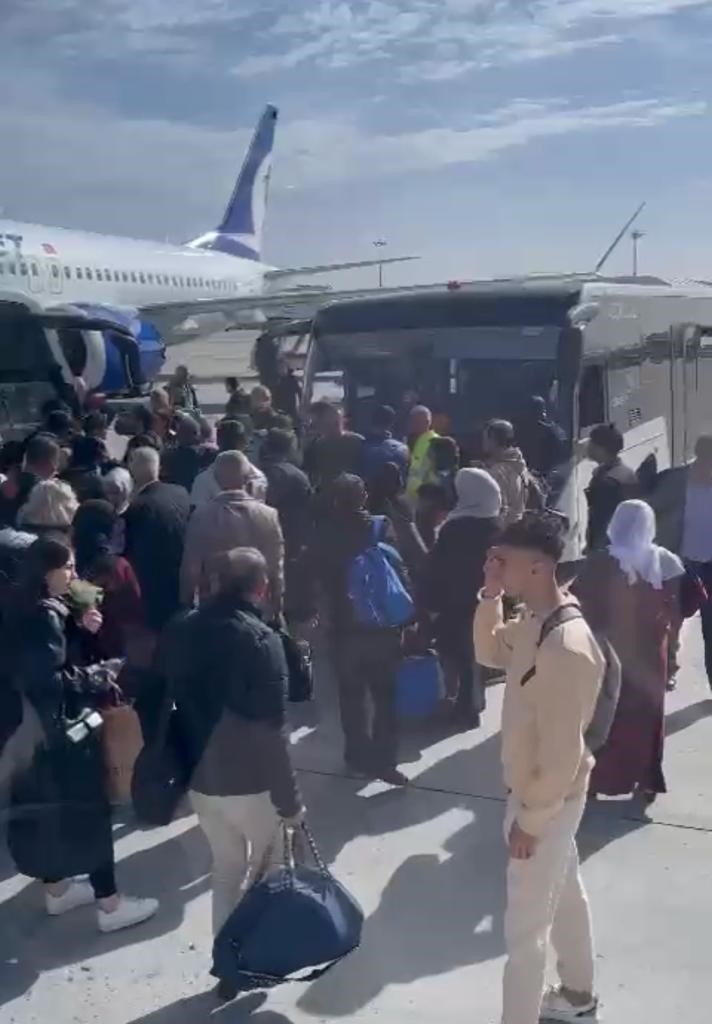 Anadolujet uçağı yolcuların ‘bomba’ muhabbeti nedeniyle 10 saat sonra kalktı 