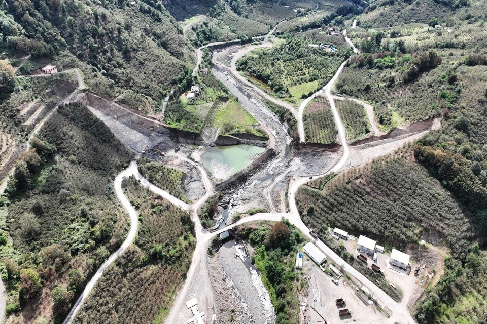 Samsun'da taşkına neden olan akarsular kontrol altına alınıyor