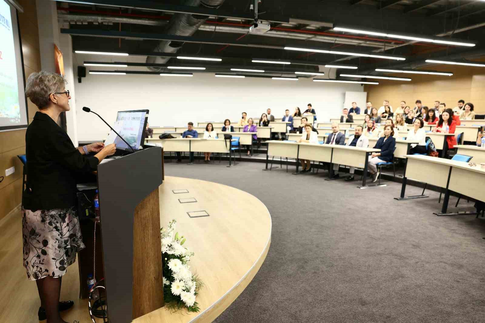 Psikiyatri okulunun ilk etkinliği ‘depresyon’ oldu