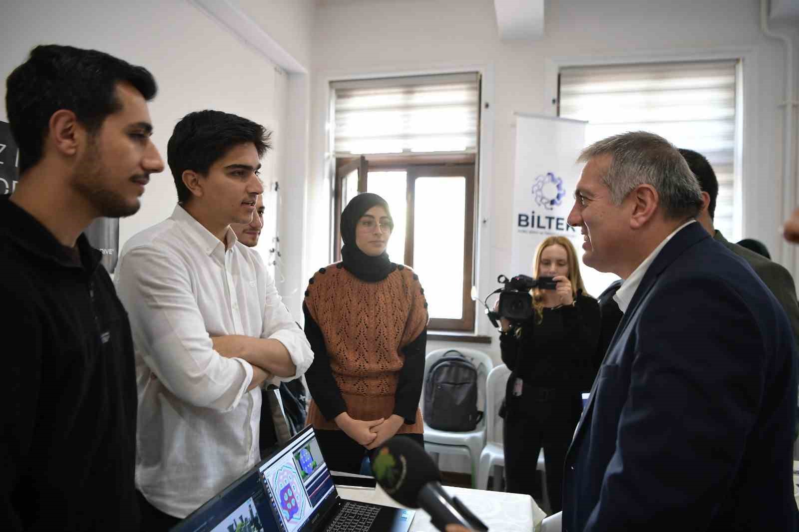 Mamak Füzyon, gençlere yeni ufuklar kazandırıyor