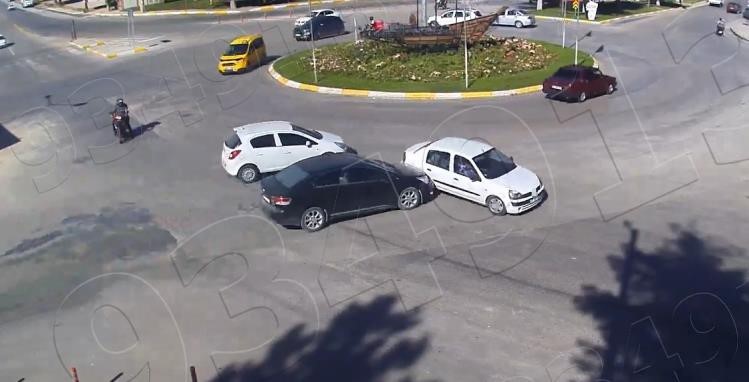 Isparta&rsquo;da meydana gelen trafik kazaları KGYS kameralarına yansıdı
