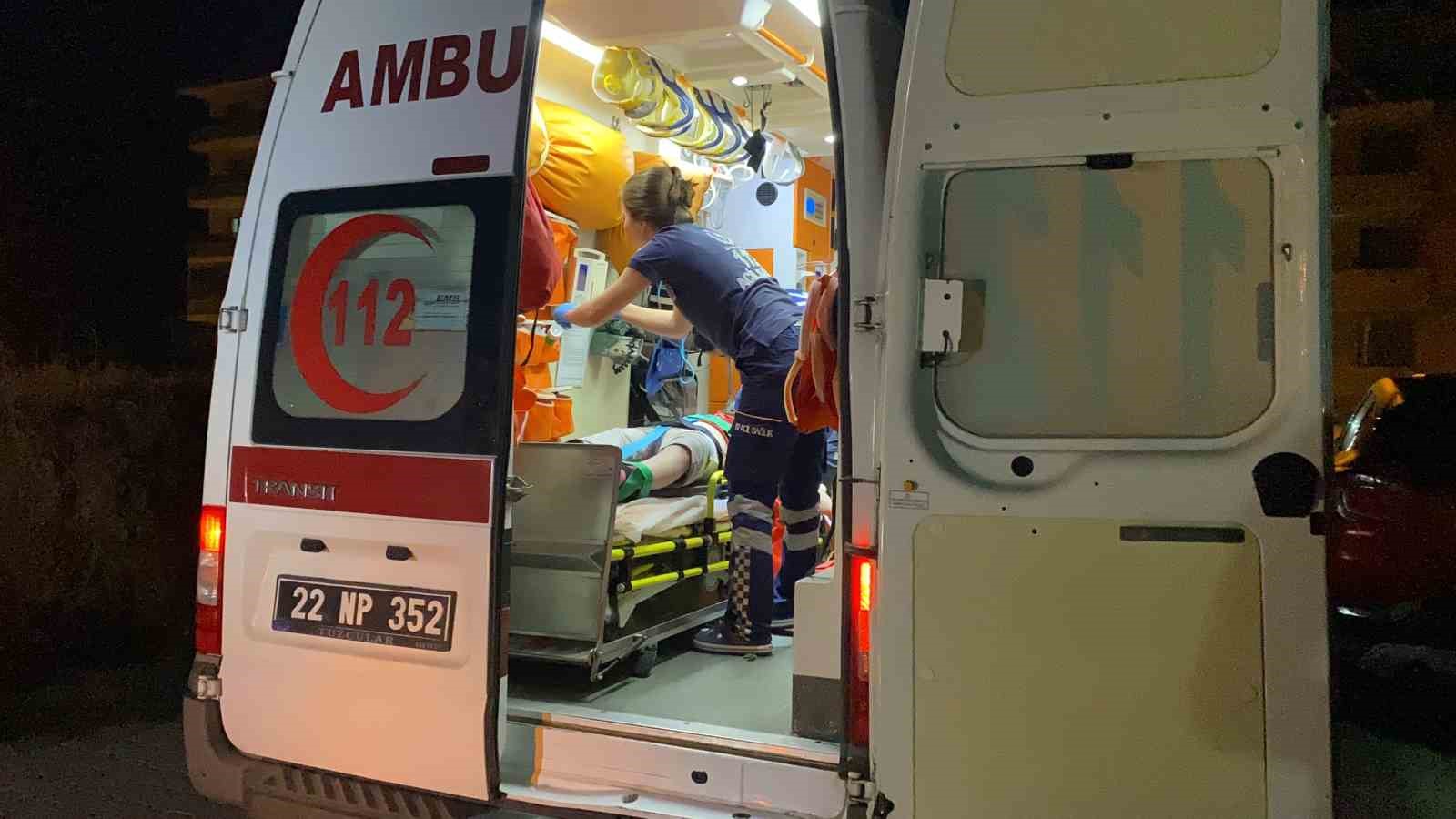 Uzunk&ouml;pr&uuml;&rsquo;de 5. kattan d&uuml;şen g&ouml;rme engelli kız ağır yaralandı
