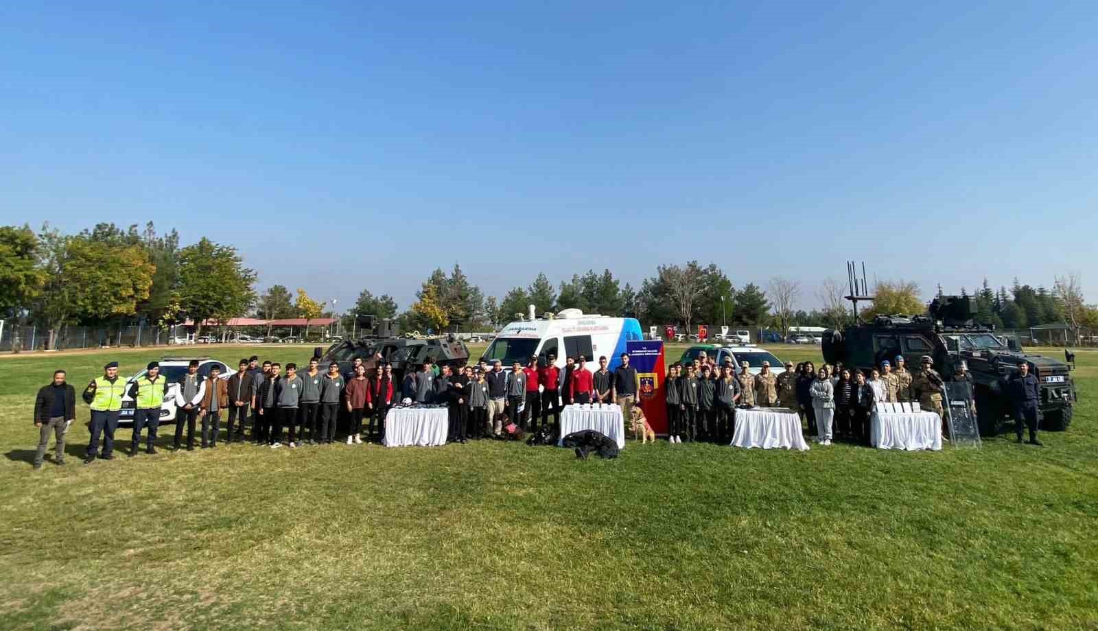 Diyarbakır&rsquo;da &ldquo;G&uuml;venlik Birimleri &Ouml;ğrenci Buluşması&rdquo; etkinliği d&uuml;zenlendi
