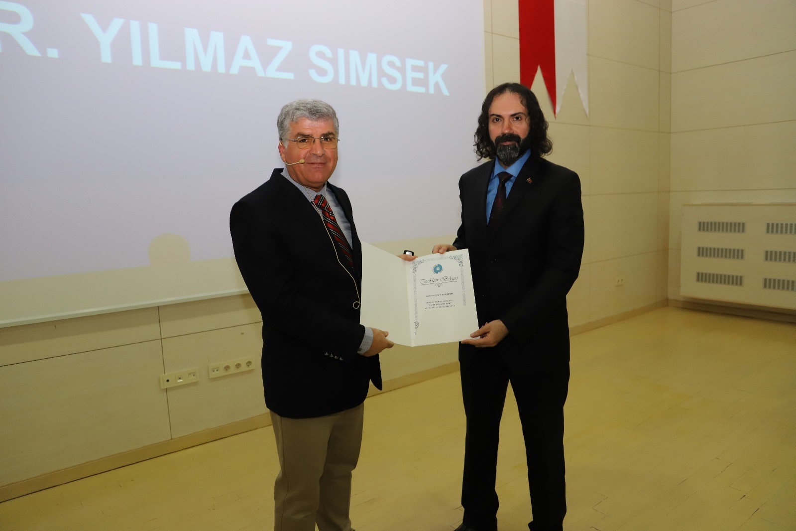 Niğde&rsquo;de &ldquo;Sayıların Evrensel Tarihi&rdquo; Konferansı Ger&ccedil;ekleştirildi
