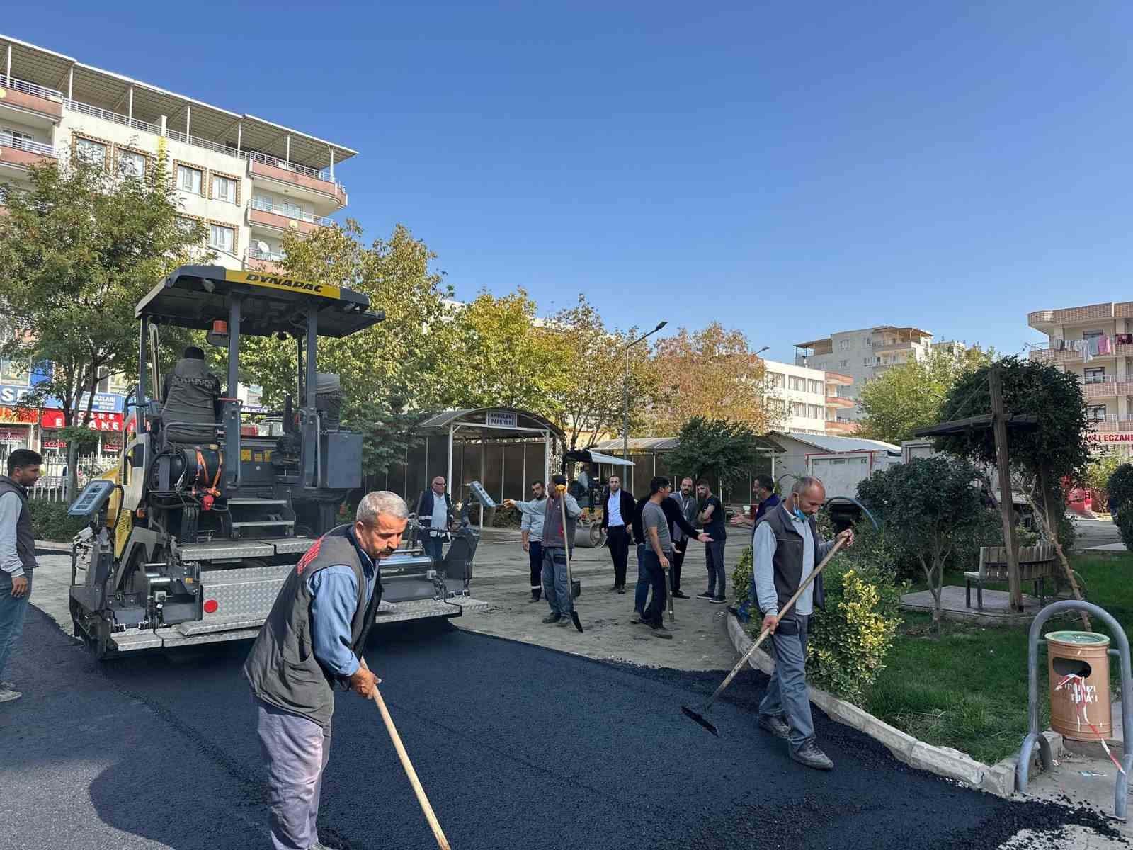 Kahta Devlet Hastanesi’nin çevresi yenileniyor