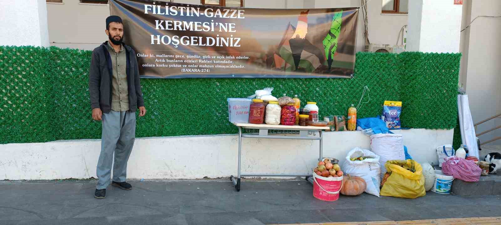 Dicle ilçesinde Filistin’deki Gazze halkına destek için yardım etkinliği