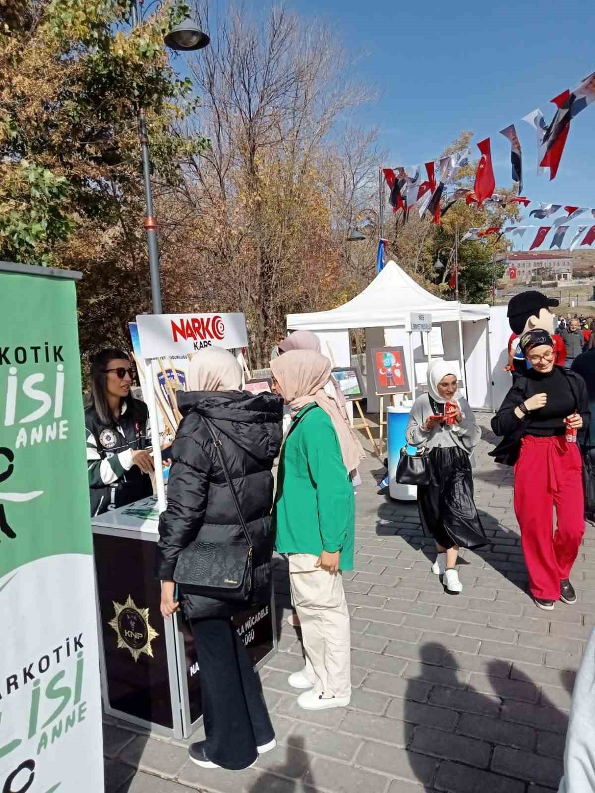 Kars’ta 5 bin 685 kişiye uyuşturucuyla mücadele anlatıldı