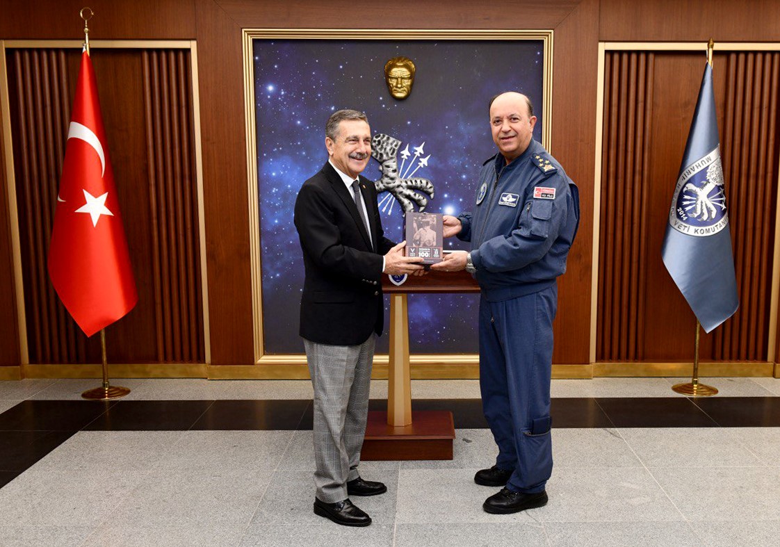 Başkan Ata&ccedil;&rsquo;tan Orgeneral G&uuml;neykaya&rsquo;ya ziyaret
