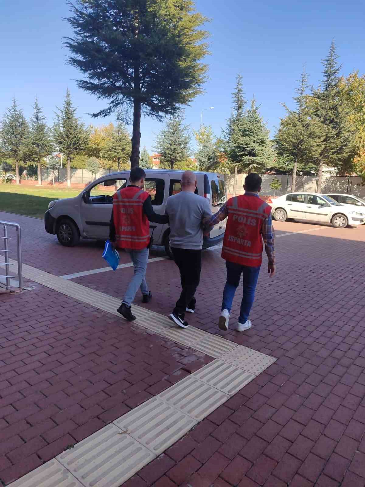 Isparta’da bir iş yerini 33 bin 122 TL dolandıran şahıs yakalandı