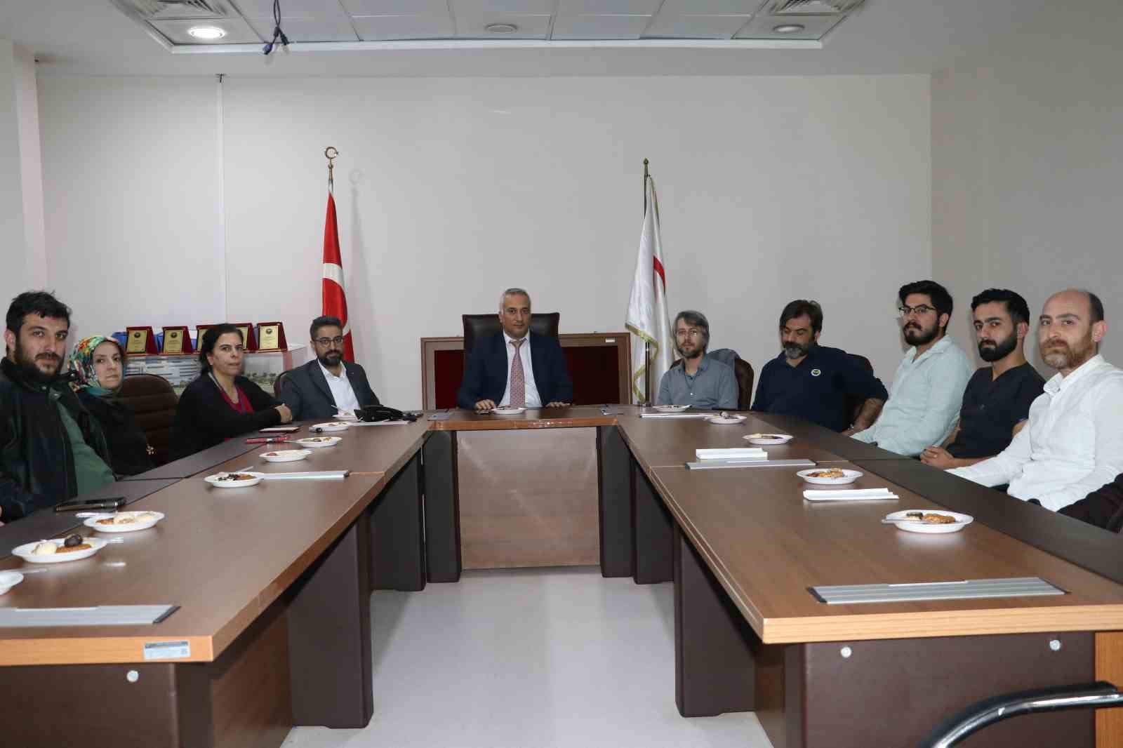 İl Sağlık Müdürü Tosun: ’’Bingöl, eğitim araştırma hastanesi olma hedefine bir adım daha yaklaştı’’