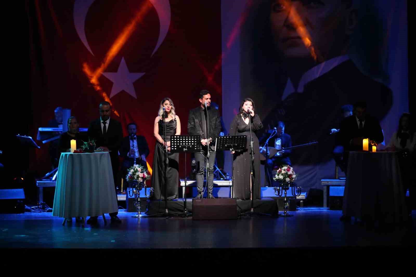 10 Kasım oratoryosu ile Mustafa Kemal Atat&uuml;rk anıldı
