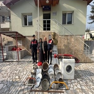 JASAT ekipleri 5 hırsızlık olayını aydınlattı, 13 ş&uuml;pheliyi yakaladı
