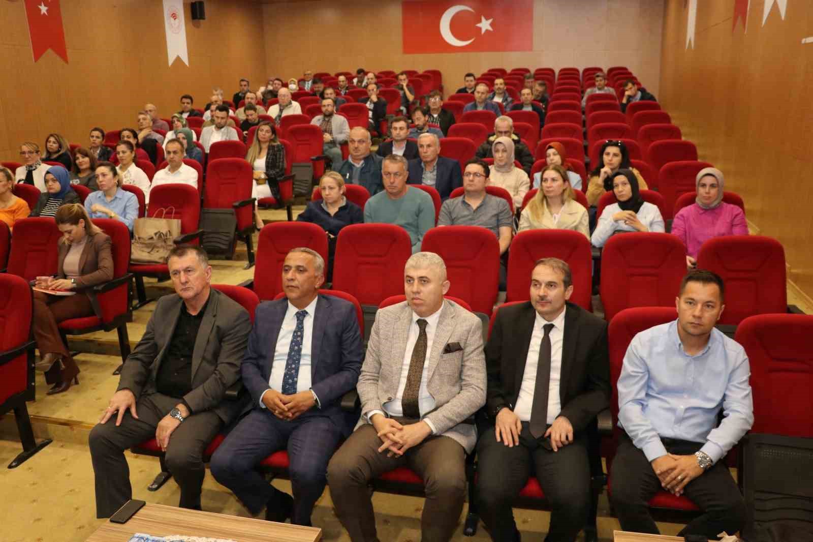 İstilacı kahverengi kokarcaya karşı ’samuray arısı’