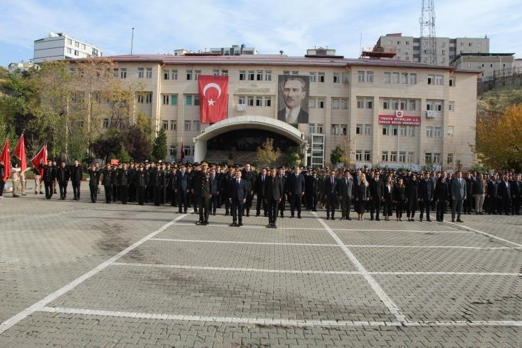 Güneydoğu’da Atatürk düzenlenen törenlerle anıldı