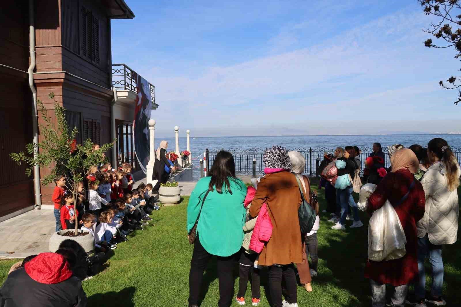 Yürüyen Köşk’te 10 Kasım yoğunluğu