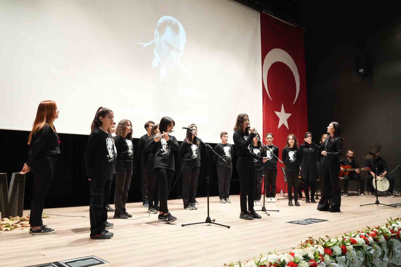 Niğde&rsquo;de 10 Kasım Atat&uuml;rk&rsquo;&uuml; Anma T&ouml;reni D&uuml;zenlendi
