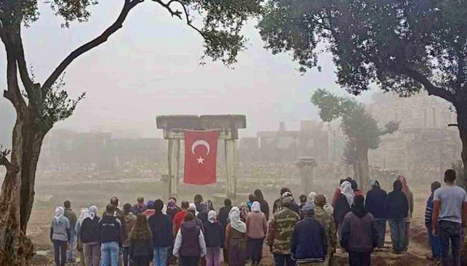 Antik kentte 10 Kasım Atatürk’ü anma ve saygı duruşu
