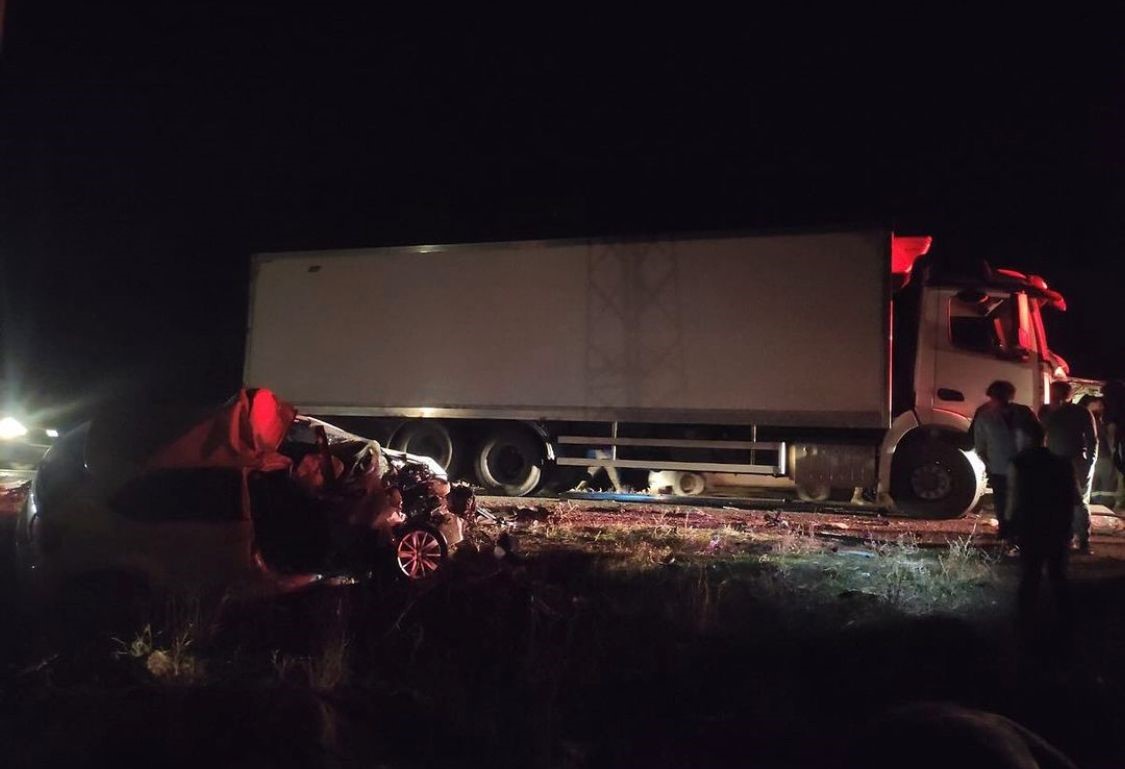 Şırnak’ta otomobil ile kamyon çarpıştı: 1 yaralı
