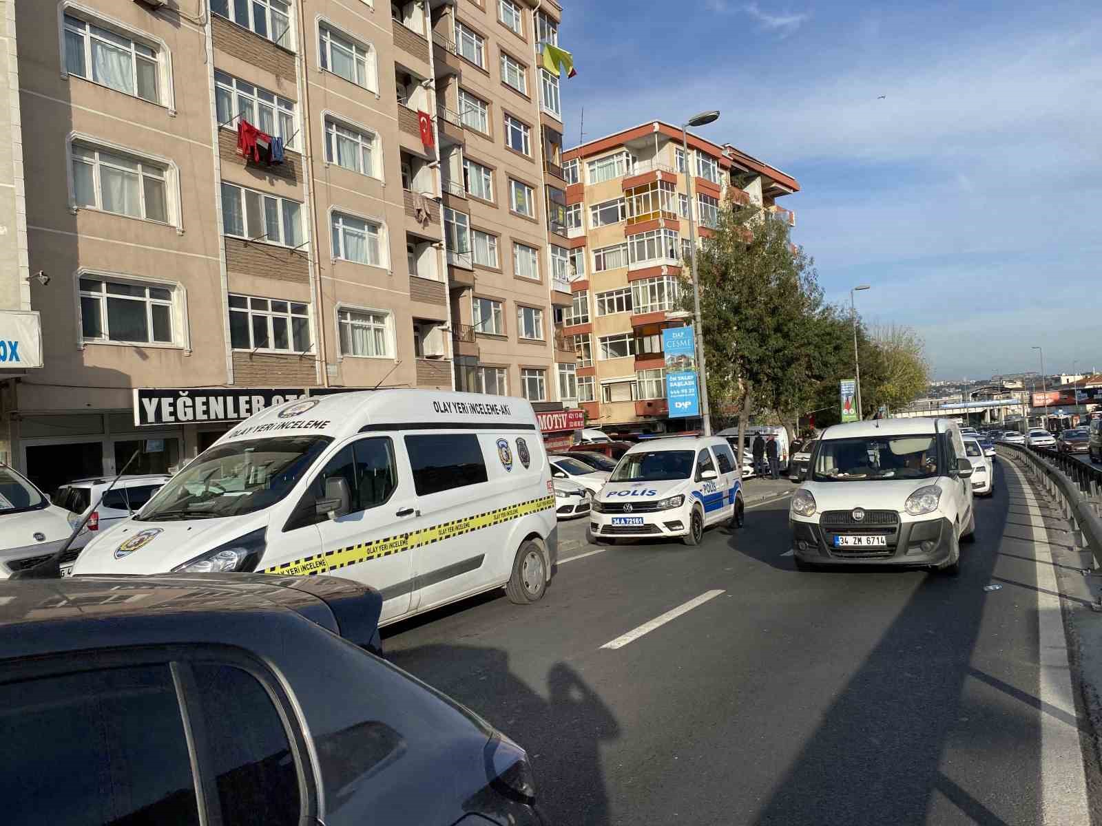 Avcılar’da dördüncü kattan atlayan genç öldü