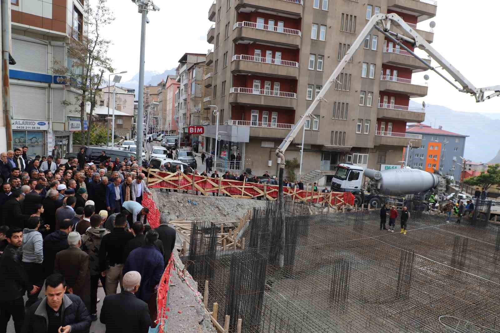 Hacı Sait Camisi’nin temeli dualarla atıldı