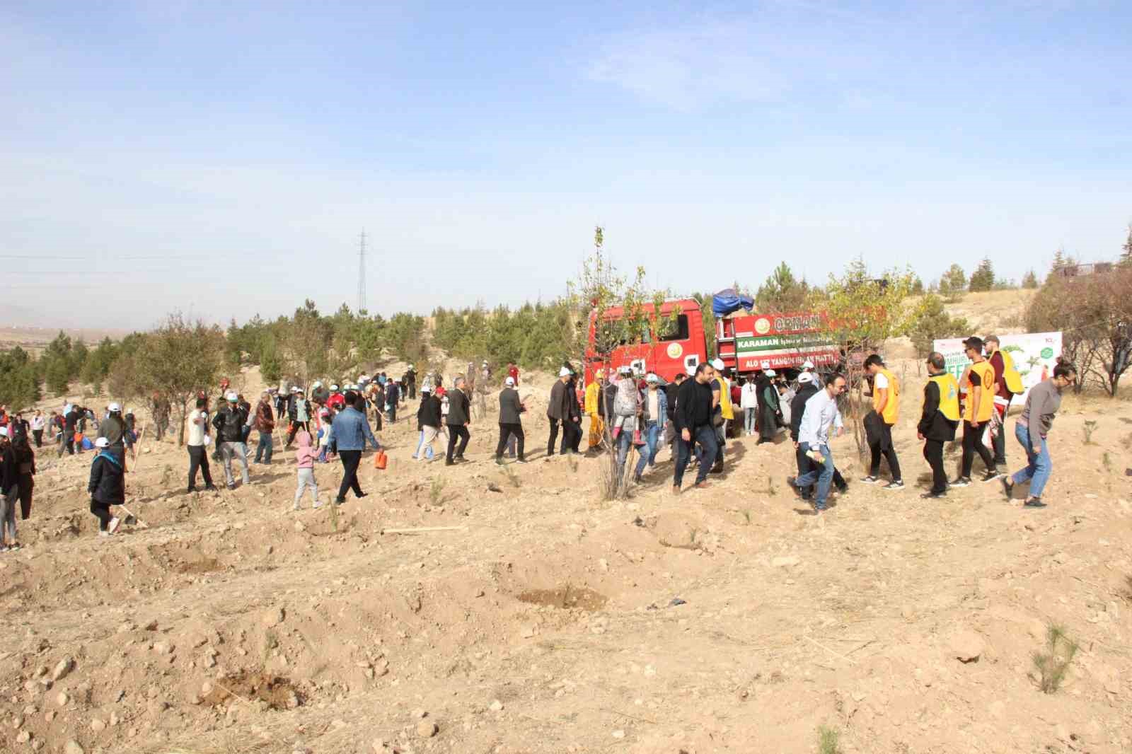 Karaman&rsquo;da &lsquo;Milli Ağa&ccedil;landırma G&uuml;n&uuml;&rsquo;nde 5 bin fidan toprakla buluşturuldu
