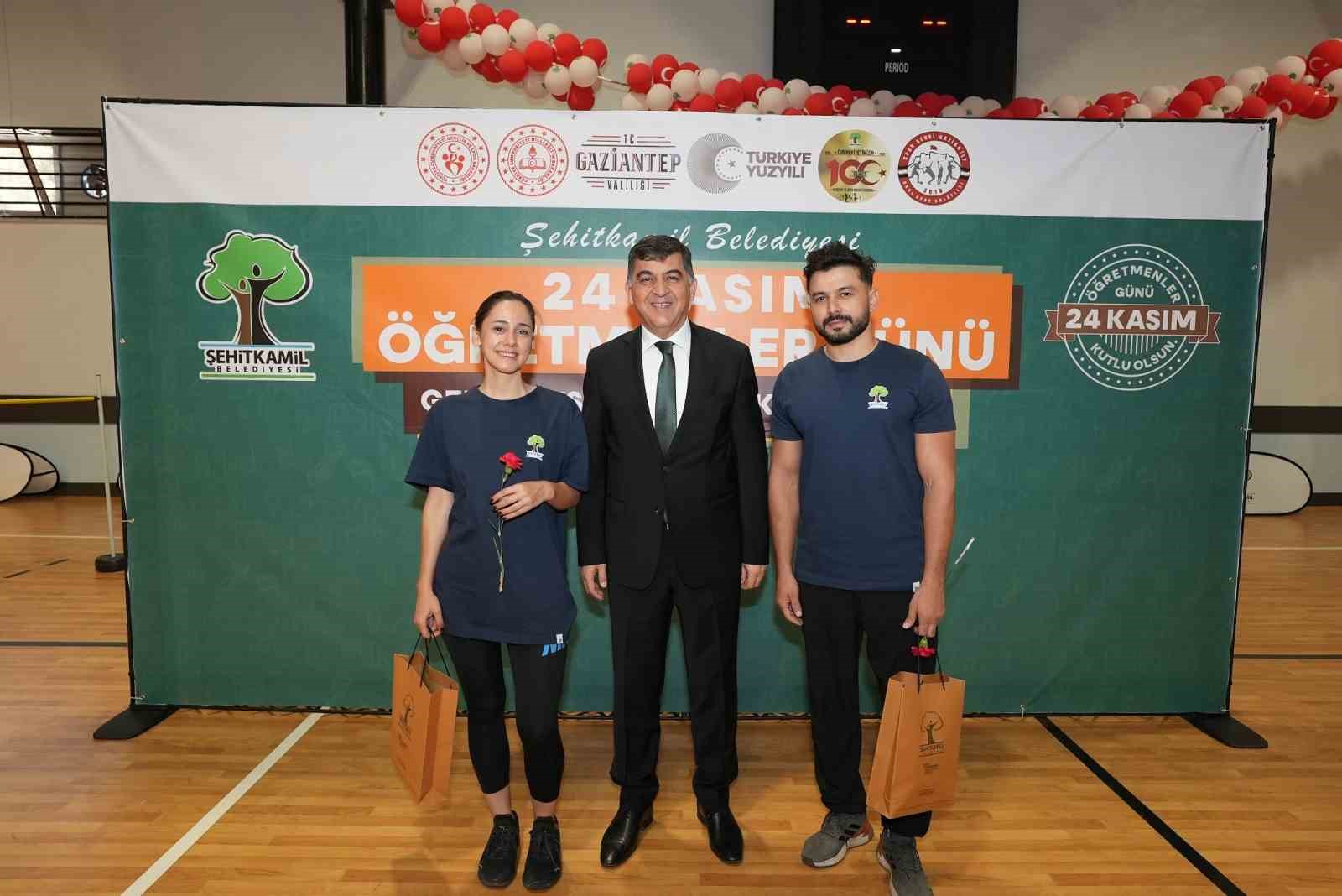 Kasım ayında yarışma sırası öğretmenlerde
