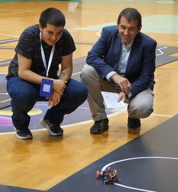 BA&Uuml;N&rsquo;de &ldquo;MakersOn Robot Yarışması&rdquo; d&uuml;zenlendi
