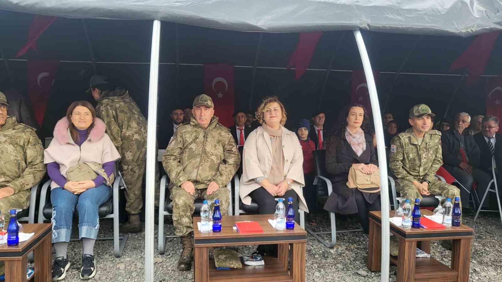 Gaziler, şehit aileleri ve Mehmetçik, Hasdal Kışlası’ndaki ağaçlandırma etkinliğinde buluştu