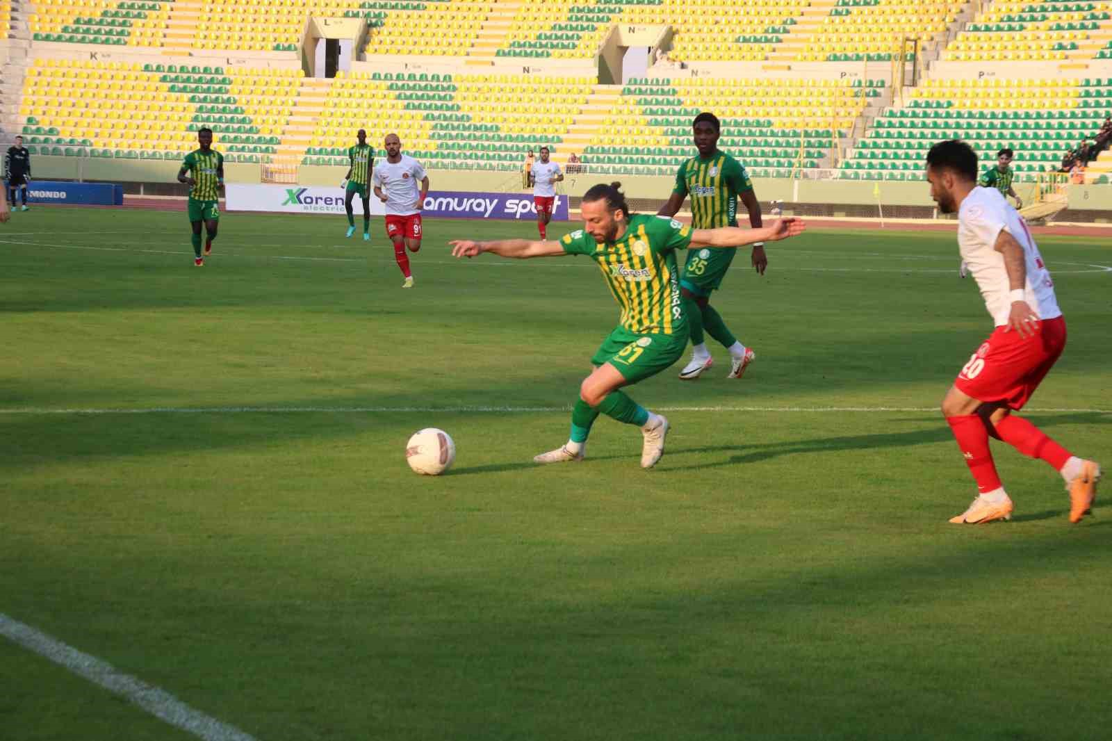 Trendyol 1. Lİg: Şanlıurfaspor: 0 - &Uuml;mraniyespor: 1 (Ma&ccedil; devam ediyor)
