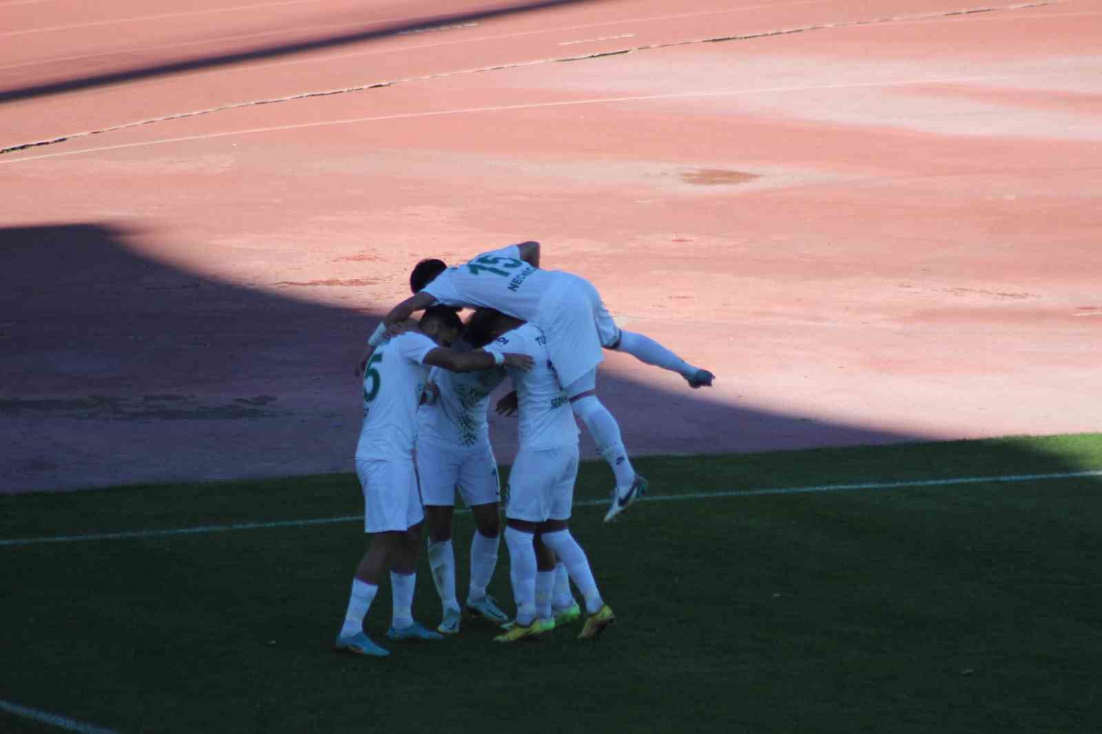 TFF 2. Lig: Kırklarelispor: 3 - Bursaspor: 0