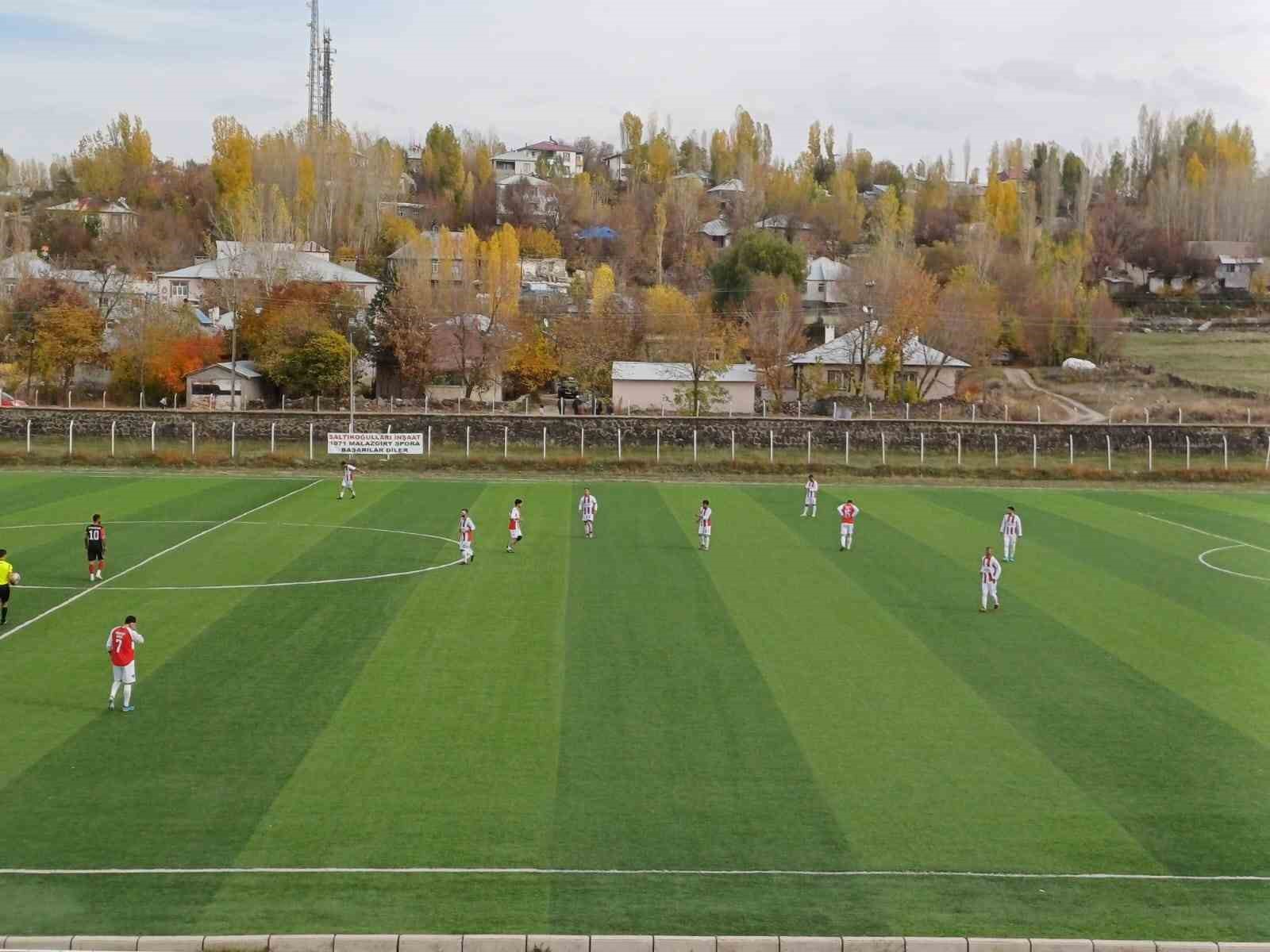 1071 Malazgirt Spor, Hasköy Spor’u 2-0 yendi
