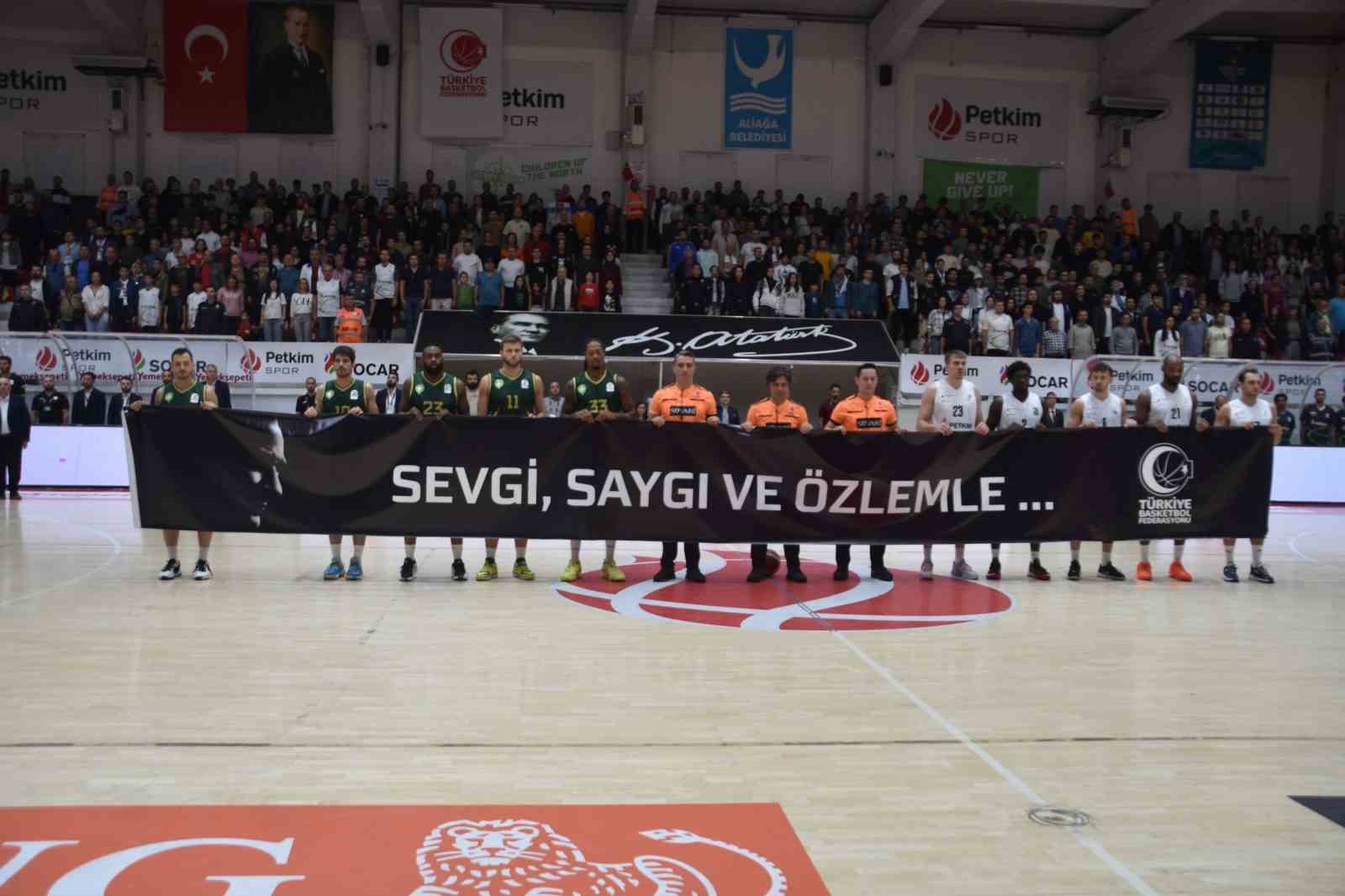 Türkiye Sigorta Basketbol Süper Ligi: Aliağa Petkimspor: 94 - Manisa Büyükşehir Belediyespor: 74