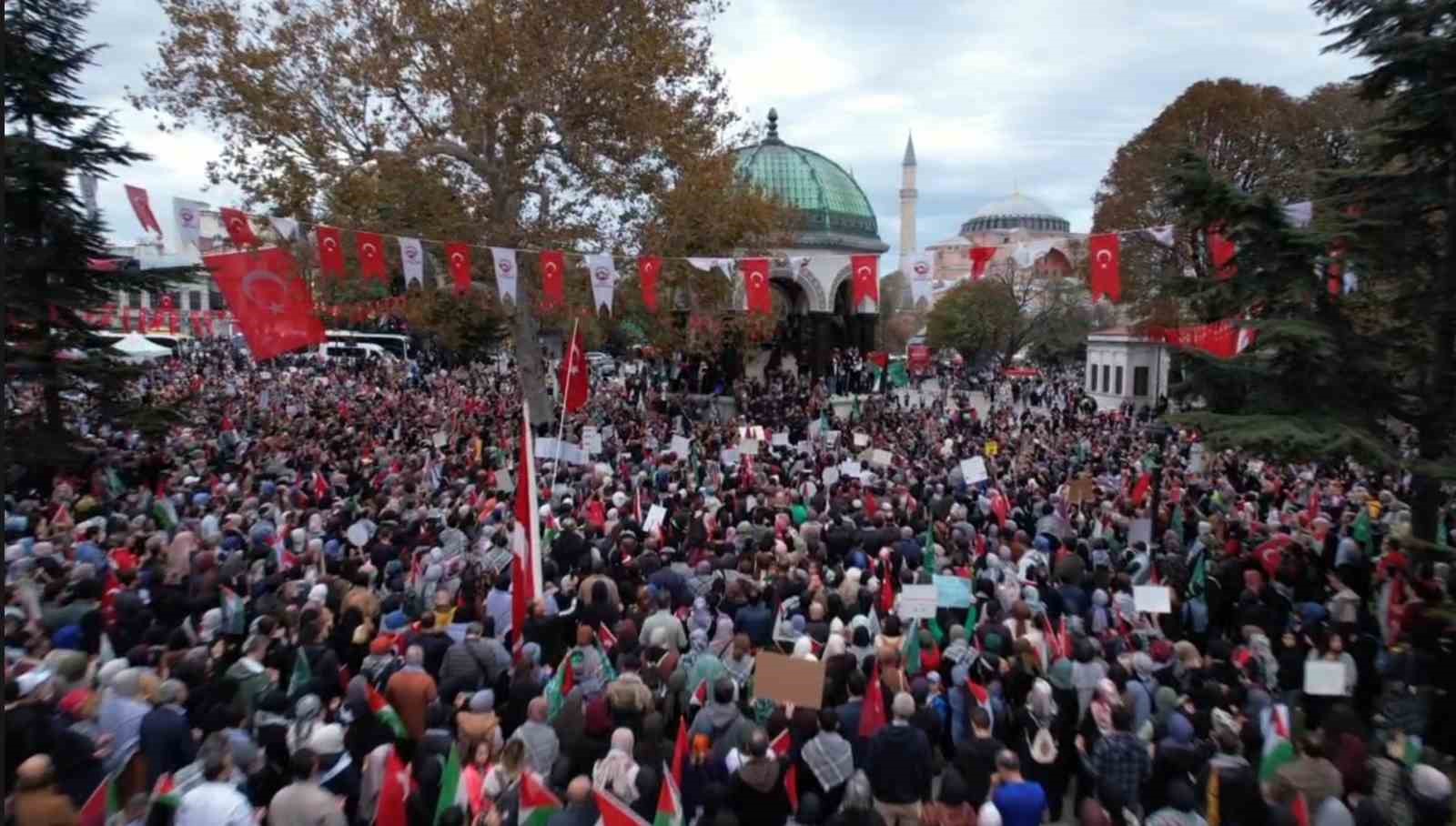 Binlerce kişi Filistin için Edirnekapı’dan Sultanahmet’e kadar yürüdü